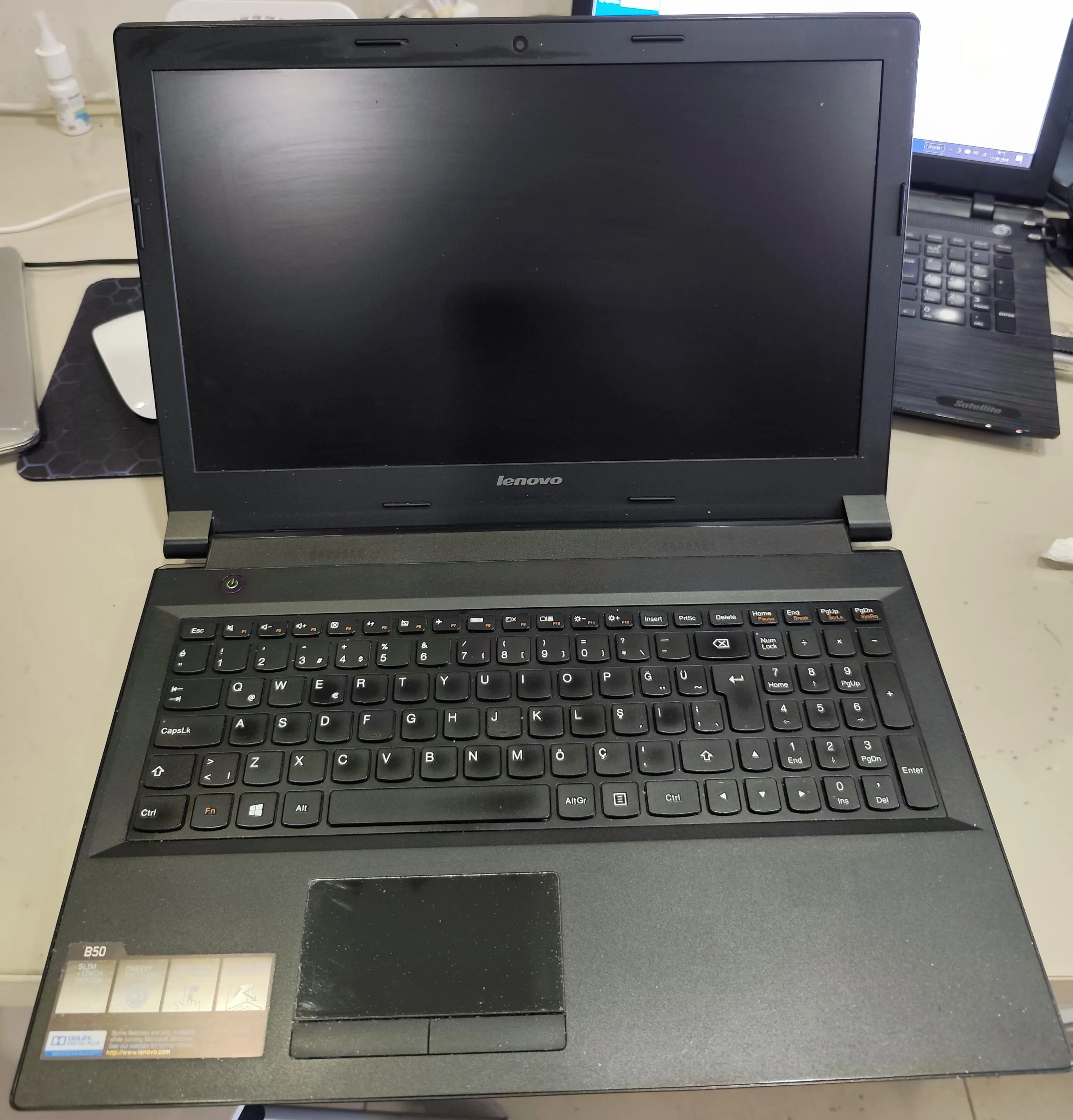 Lenovo Lenovo i3 4.nesil - i3 4.nesil 8 GB 240 ssd price_label: 6000 TL